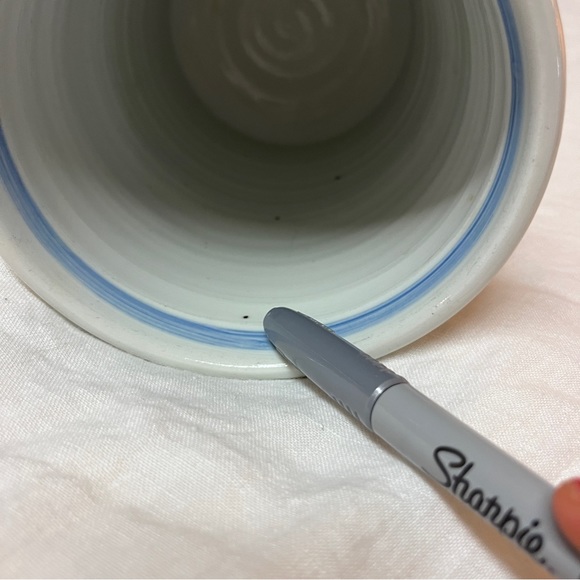 Lovely Flower Vase - Picture 7 of 10